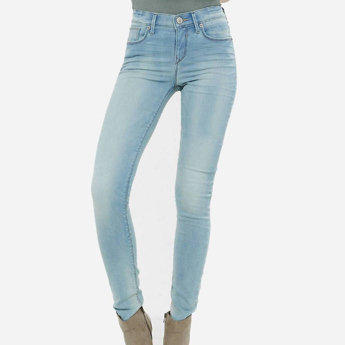 Fall Capsule Wardrobe | pinchofyum.com