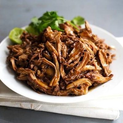 Honey Glazed Crockpot Chicken Adobo - simple pantry ingredients, hardly any hands-on time, 200 calories. | https://trim-fatloss.today