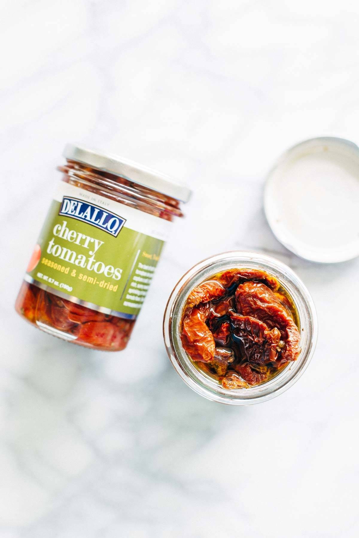 Sun Dried Tomato Chicken Florentine Pasta - a 30 minute recipe with a sun dried tomato cream sauce, chicken, ziti, and Mozzarella cheese. | pinchofyum.com