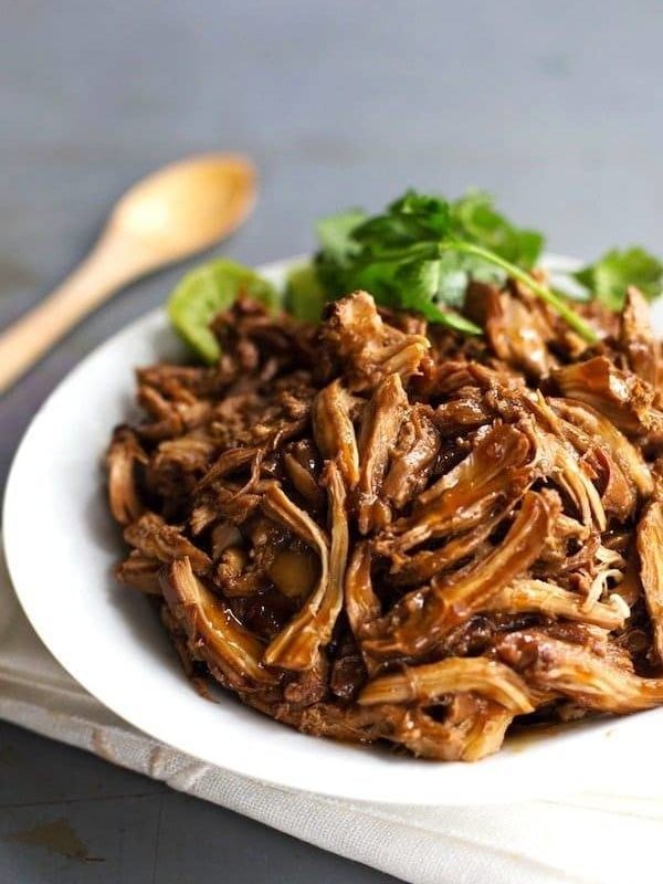 Honey Glazed Crockpot Chicken Adobo - simple pantry ingredients, hardly any hands-on time, 200 calories. | https://trim-fatloss.today